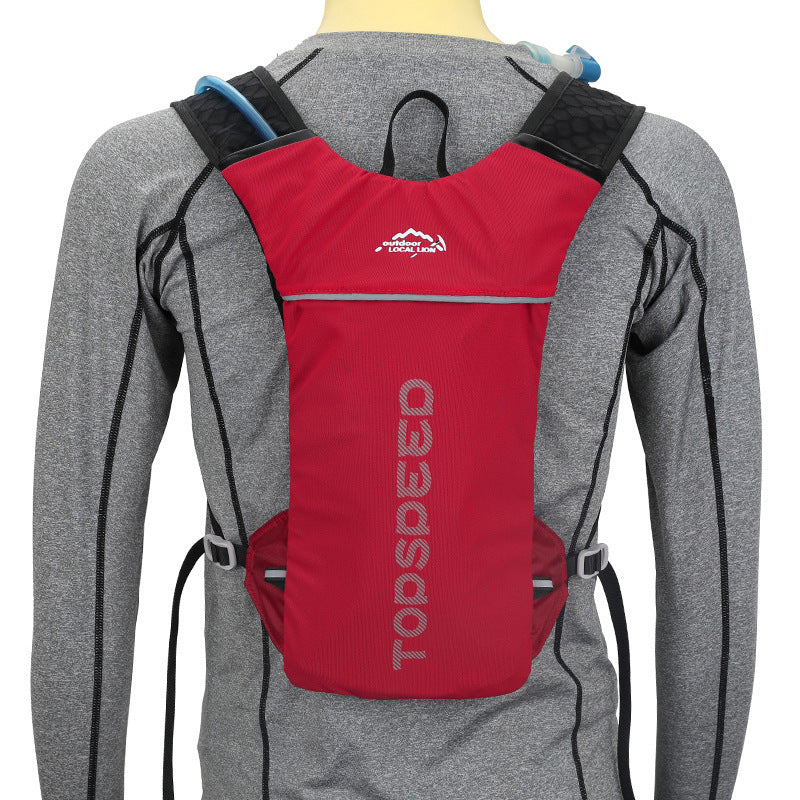 Mochila con bolsa de agua para trail running al aire libre